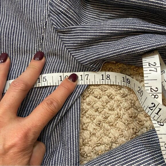 ADEC2 Philliphe Adec Brand Navy and White Pinstripe Single Button Blazer 4/38 - Picture 9 of 15